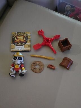 Treasure X The Golden Gladiators Brutus Blingus Moose Toys Series 1